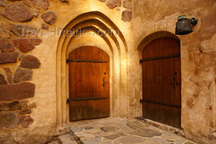 fin180: Turku, Western Finland province - Finland Proper region / Varsinais-Suomi - Finland: doors in the medieval keep of Turku castle / Turun linna / Åbo slott - photo by A.Ferrari - (c) Travel-Images.com - Stock Photography agency - Image Bank