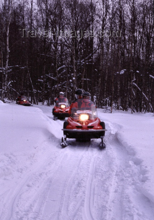 fin45: Finland - Lapland: snowmobiles (photo by F.Rigaud) - (c) Travel-Images.com - Stock Photography agency - Image Bank