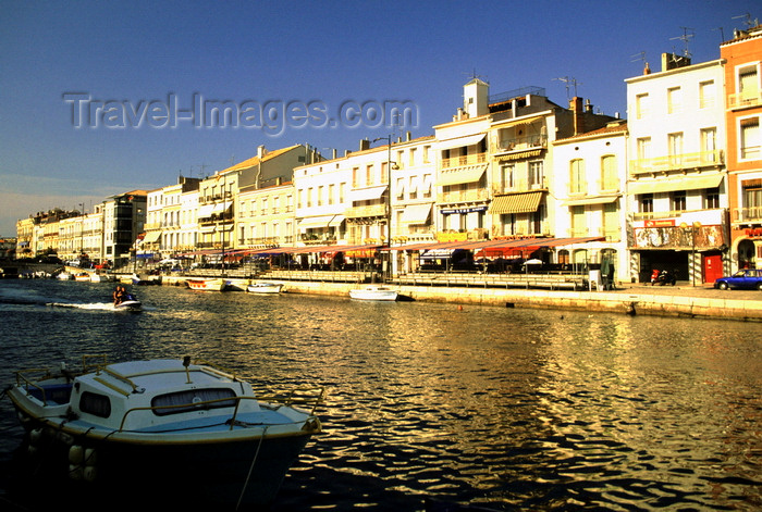 france1025: Sète, Hérault, Languedoc-Roussillon, France: waterfront façades - Canal de Sète -  photo by K.Gapys - (c) Travel-Images.com - Stock Photography agency - Image Bank