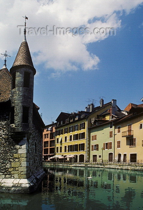 france1078: Annecy, Haute-Savoie, Rhône-Alpes, France: canals of historic old city Annecy - photo by C.Lovell - (c) Travel-Images.com - Stock Photography agency - Image Bank