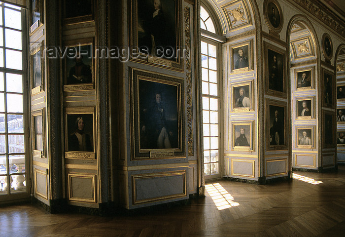 france1173: Versailles, Yvelines département, France: Palace of Versailles / Château de Versailles - the palace - gallery - photo by Y.Baby - (c) Travel-Images.com - Stock Photography agency - Image Bank