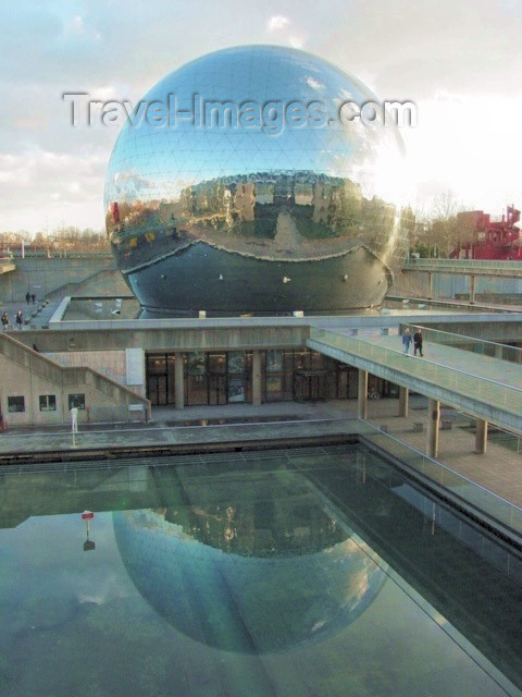 france120: Paris, France: La Villette - city of science - Géode - reflections of reflections - photo by A.Slobodianik - (c) Travel-Images.com - Stock Photography agency - Image Bank