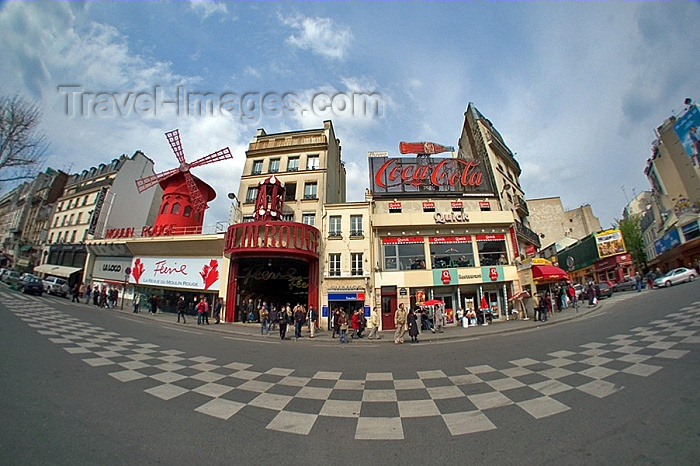 france122: France - Paris: Moulin Rouge - fisheye view - photo by Pierre Jolivet - (c) Travel-Images.com - Stock Photography agency - Image Bank