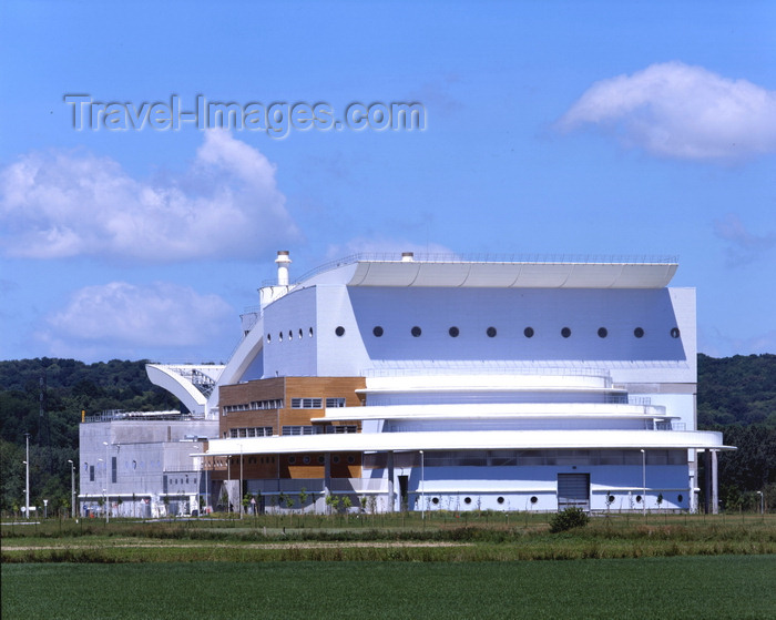 france1221: Le Havre, Seine-Maritime, Haute-Normandie, France: Ecostu'air, Incinerator and Power Station - SEVEDE, syndicat d’élimination et de valorisation énergétique des déchets de l’estuaire - photo by A.Bartel - (c) Travel-Images.com - Stock Photography agency - Image Bank