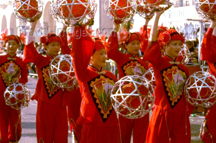 france124: France - Nice (Alpes Maritimes): carnival parade - greetings from the Middle Empire (photo by F.Rigaud) - (c) Travel-Images.com - Stock Photography agency - Image Bank