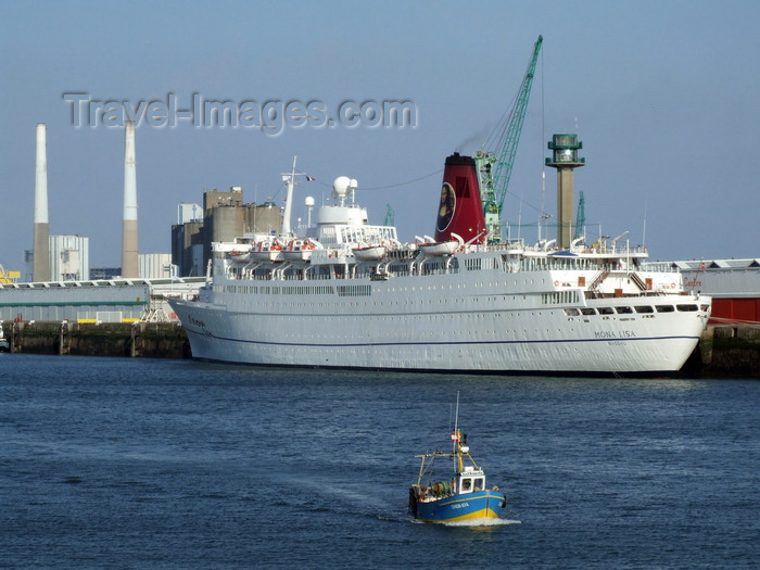 france1277: Le Havre, Seine-Maritime, Haute-Normandie, France: Fishing Boat Led Zeppelin, Cruise Ship Mona Lisa and the Power Station - photo by A.Bartel - (c) Travel-Images.com - Stock Photography agency - Image Bank