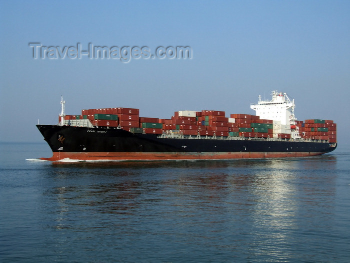 france1282: Le Havre, Seine-Maritime, Haute-Normandie, France: Pearl River I Container Ship - photo by A.Bartel - (c) Travel-Images.com - Stock Photography agency - Image Bank