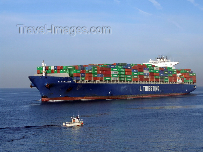 france1294: Le Havre, Seine-Maritime, Haute-Normandie, France: Container Ship LT Cortesia and small ship - Normandy - photo by A.Bartel - (c) Travel-Images.com - Stock Photography agency - Image Bank