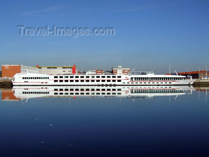 france1302: Le Havre, Seine-Maritime, Haute-Normandie, France: Viking Seine River Cruise Ship mirrored on the water - Normandy - photo by A.Bartel - (c) Travel-Images.com - Stock Photography agency - Image Bank