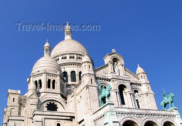 france134: France - Paris: Sacre-Coeur basilica - domes - Basilique du Sacré-Cœur - Romano-Byzantine style - photo by K.White - (c) Travel-Images.com - Stock Photography agency - Image Bank