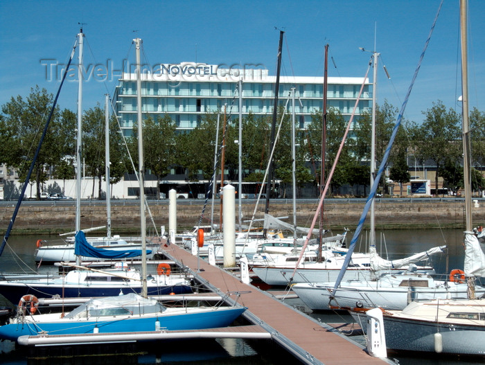 france1386: Le Havre, Seine-Maritime, Haute-Normandie, France: Novotel from the Yacht Harbour - Cours Lafayette and yachts in the marina - Normandy - photo by A.Bartel - (c) Travel-Images.com - Stock Photography agency - Image Bank