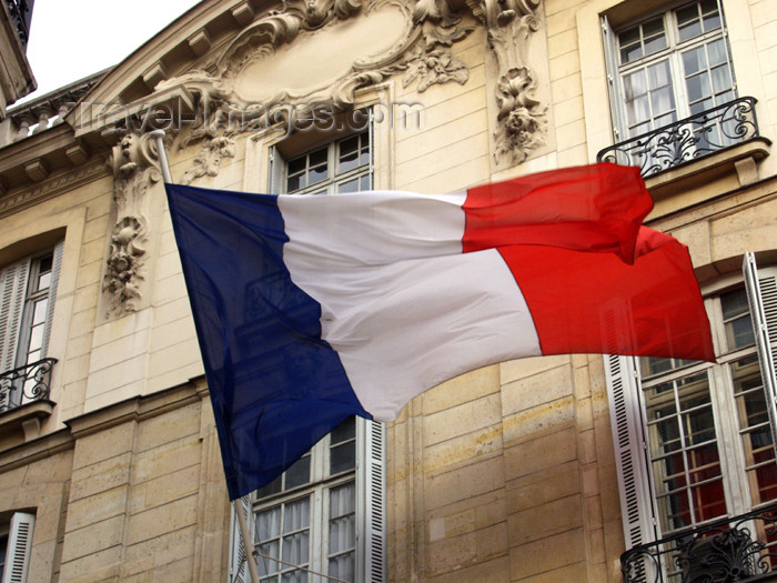 france169: France - Paris: French tri-colour - flag of France - photo by K.White - (c) Travel-Images.com - Stock Photography agency - Image Bank