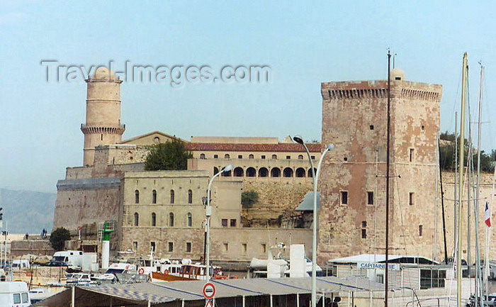 france261: France - Marseilles / Marseille (Bouches-du-Rhône / PACA): habour fortifications (photo by G.Frysinger) - (c) Travel-Images.com - Stock Photography agency - Image Bank