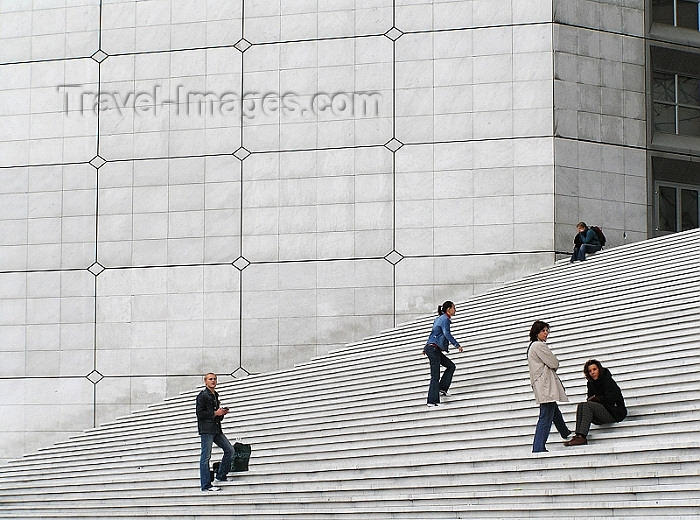 france279: France - Paris: La Défence - stairs of the arch - photo by J.Kaman - (c) Travel-Images.com - Stock Photography agency - Image Bank