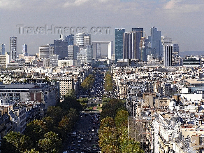 france282: France - Paris: La Défence and Avenue de la Grande Armée - view from the top of Arc de Triomphe - photo by J.Kaman - (c) Travel-Images.com - Stock Photography agency - Image Bank