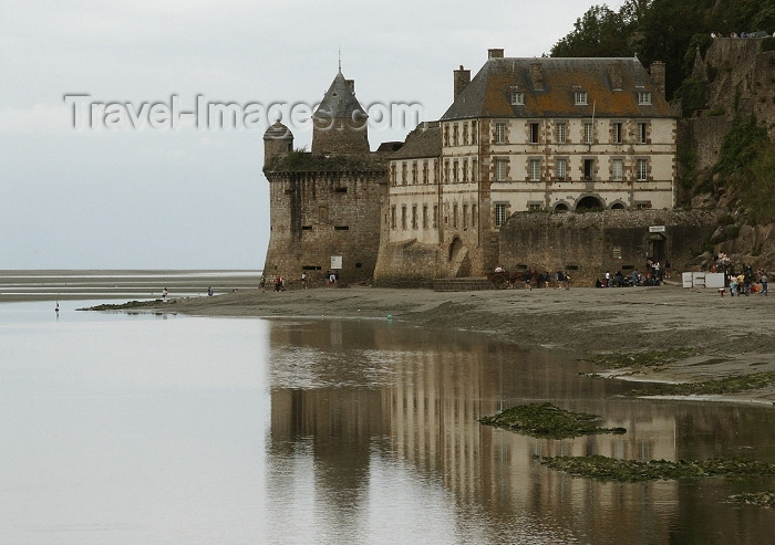 france307: France - Mont-St. Michel: winter day on the beach - photo by R.Sousa - (c) Travel-Images.com - Stock Photography agency - Image Bank