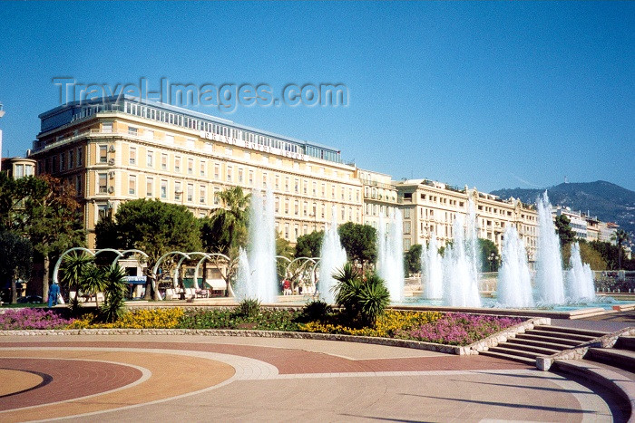 france46: France - Nice (Alpes Maritimes): Espace Massena (photo by M.Torres) - (c) Travel-Images.com - Stock Photography agency - Image Bank