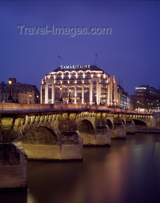 france488: Paris, France: Pont Neuf and Samaritaine department store - 1st arrondissement - photo by A.Bartel - (c) Travel-Images.com - Stock Photography agency - Image Bank