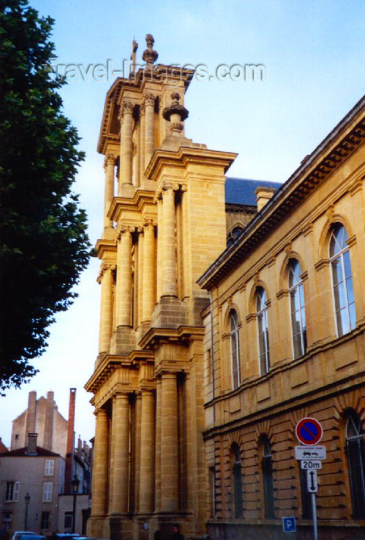 france49: France - 57000 Metz / MZM / ETZ (Moselle / Lorraine): church of St-Vincent (photo by Miguel Torres) - (c) Travel-Images.com - Stock Photography agency - Image Bank