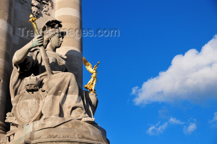 france534: Paris, France: Pont Alexandre III - La France de Louis XIV - sculpture by Laurent-Honoré Marqueste, Left Bank - photo by M.Torres - (c) Travel-Images.com - Stock Photography agency - Image Bank