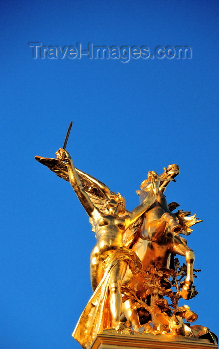 france538: Paris, France: Pont Alexandre III - bronze equestrian group symbolizing Pegasus held by thesword brandishing Fame of Industry / War, Renommée de l'Industrie / Guerre - left bank - Quai d'Orsay - sculptor Clément Steiner - photo by M.Torres - (c) Travel-Images.com - Stock Photography agency - Image Bank