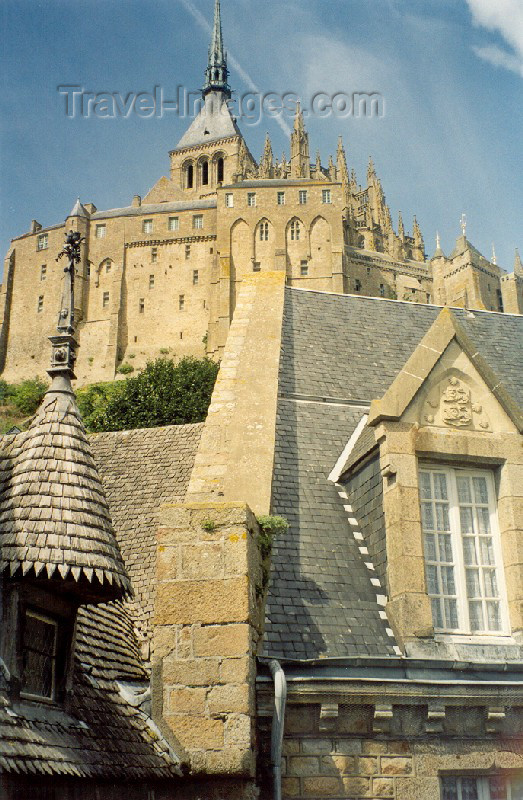 france54: France - Mont-St-Michel (Avranches commune, Manche, Basse-Normandie): the auster walls and spire of the abbey - Unesco world heritage site - photo by A.Baptista - (c) Travel-Images.com - Stock Photography agency - Image Bank