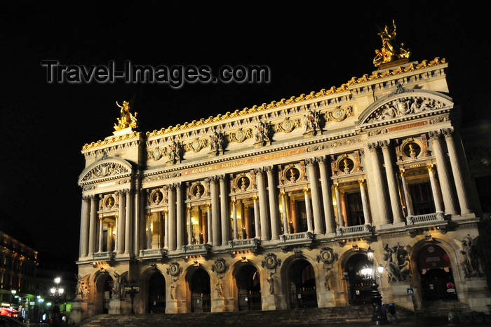 france568: Paris, France: Opera Garnier - nocturnal view of Palace Garnier - the old Opera - built on the orders of Napoleon III, part of the Haussmann renovation - Beaux-Arts architecture and Second Empire architecture - Place de l'Opéra - 9e arrondissement - photo by M.Torres - (c) Travel-Images.com - Stock Photography agency - Image Bank