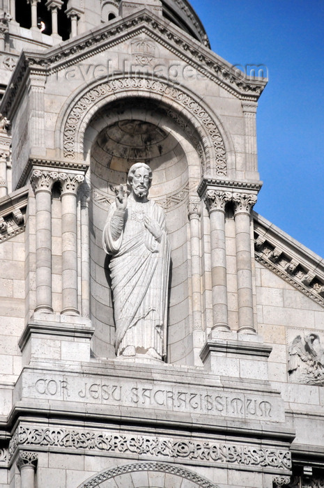 france576: Paris, France: Sacré-Coeur Basilica / Basilica of the Sacred Heart - statue of Christ, showing his heart, by Gustave Michel - niche in the pediment of the Romano-Byzantine style façade - 'Rex', 'Cor Jesu Sacratissimum', 'Miserere nobis' - Montmartre district, 18e arrondissement - photo by M.Torres - (c) Travel-Images.com - Stock Photography agency - Image Bank