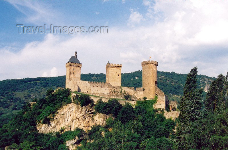 france70: France - Foix (Ariége / Midi-Pyrénées): the castle (photo by Miguel Torres) - (c) Travel-Images.com - Stock Photography agency - Image Bank