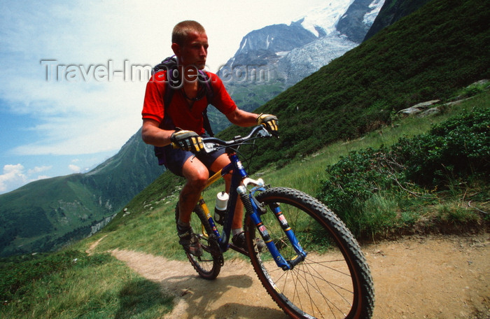france910: Chamonix, Haute-Savoi, Rhône-Alpes, France: mountainbiker on a steep track - Tour du Mont Blanc trail - photo by S.Egeberg - (c) Travel-Images.com - Stock Photography agency - Image Bank