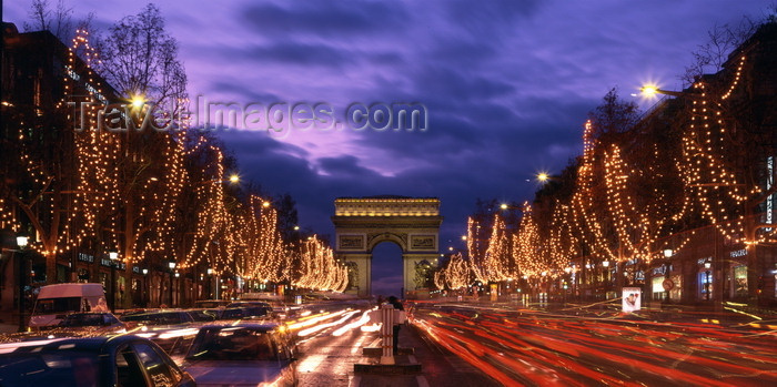 france936: Paris, France: Christmas illuminations and car lights along Avenue des Champs-Élysées - Arc de Triomphe at dusk - 8e arrondissement - photo by A.Bartel - (c) Travel-Images.com - Stock Photography agency - Image Bank