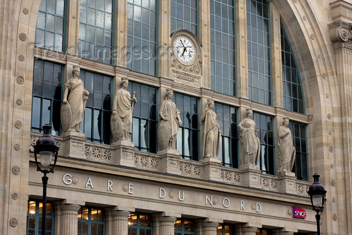 france949: Paris, France: Gare du Nord railway station - statues and clock above the main entrance - architect Jacques Hittorff - rue de Maubeuge, 10e arrondissement - photo by A.Bartel - (c) Travel-Images.com - Stock Photography agency - Image Bank