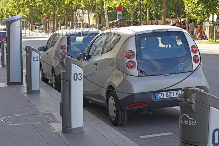 france957: Paris, France: Pininfarina designed Bolloré Bluecar cars of the Autolib' electric car sharing service at a charging station - photo by A.Bartel - (c) Travel-Images.com - Stock Photography agency - Image Bank