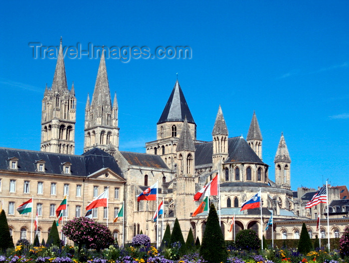 france964:  Caen, Calvados, Basse-Normandie, France: Abbey of Saint-Etienne / Abbaye aux Hommes - Romanesque building with Gothic alterations - photo by A.Bartel - (c) Travel-Images.com - Stock Photography agency - Image Bank