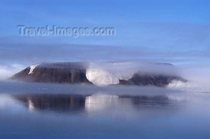 franz-josef16: Franz Josef Land Apolonov Island - Arkhangelsk Oblast, Northwestern Federal District, Russia - photo by Bill Cain - (c) Travel-Images.com - Stock Photography agency - Image Bank
