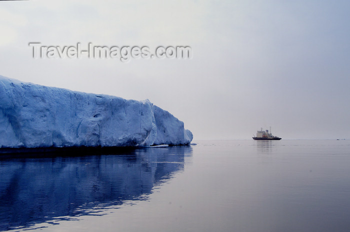 (c) Travel-Images.com - Stock Photography agency - the Global Image Bank