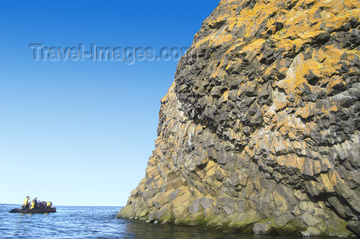 franz-josef71: Franz Josef Land Rubini Rock with zodiac - Arkhangelsk Oblast, Northwestern Federal District, Russia - photo by Bill Cain - (c) Travel-Images.com - Stock Photography agency - Image Bank