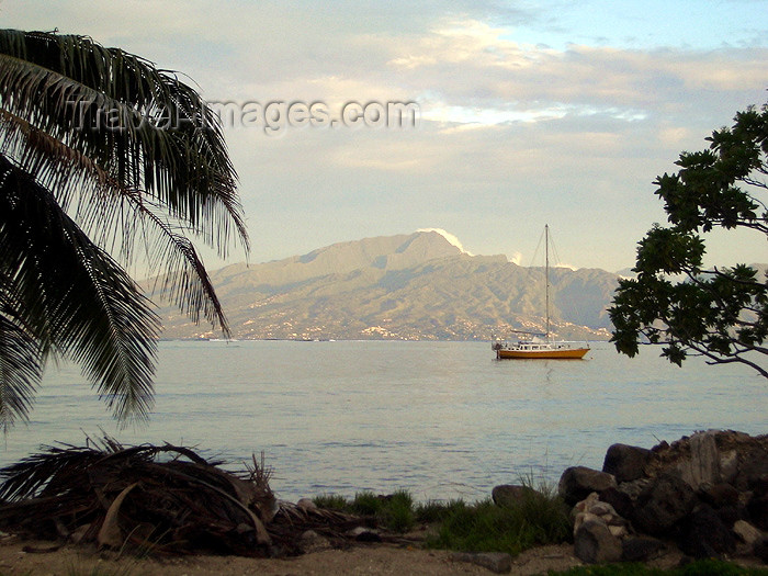 french-polynesia115: French Polynesia - Tahiti seen from Moorea (Society islands, iles du vent) - photo by R.Ziff - (c) Travel-Images.com - Stock Photography agency - Image Bank