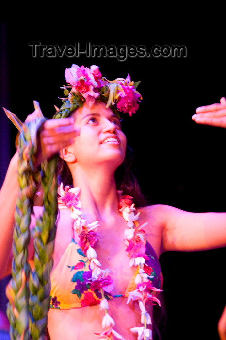 french-polynesia49: Papeete, Tahiti, French Polynesia: Tahitian Dance Show, like a Heiva - photo by D.Smith - (c) Travel-Images.com - Stock Photography agency - Image Bank