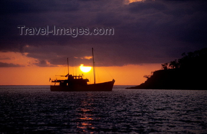 galapagos40: Isla Isabela / Albemarle island, Galapagos Islands, Ecuador: sunset behind the Samba - boat silhouette - photo by C.Lovell - (c) Travel-Images.com - Stock Photography agency - Image Bank