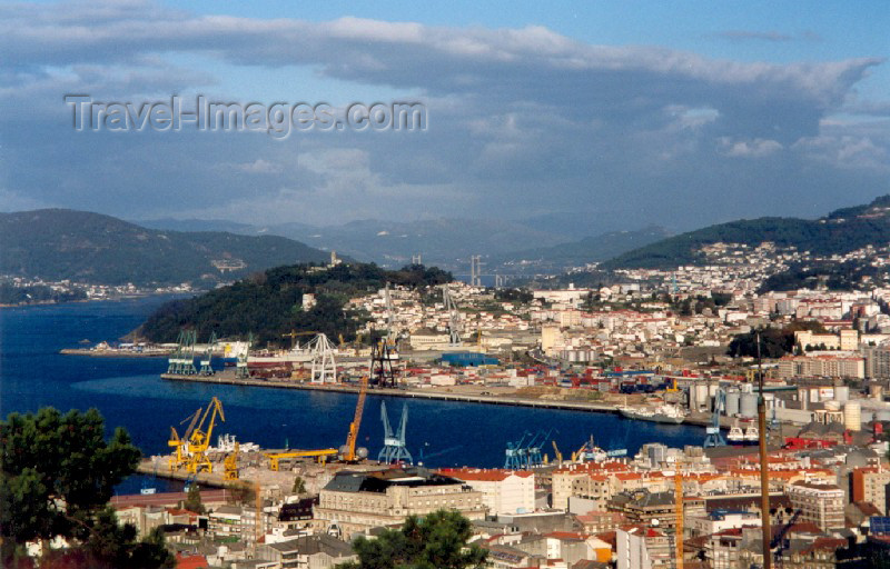 galicia3: Galicia / Galiza - Vigo (Pontevedra  province): the harbour from the fort - do castelo do Castro - Ria de Vigo - photo by M.Torres - (c) Travel-Images.com - Stock Photography agency - Image Bank