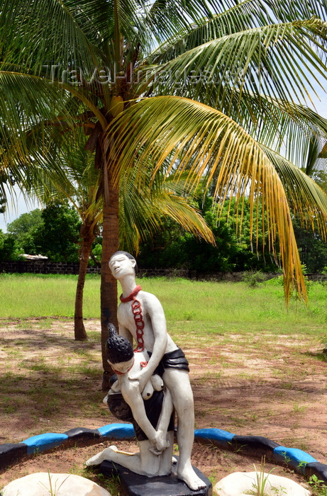 gambia86: Albreda, Gambia: vernacular sculpture of an enslaved couple, outside the Museum of Slavery - photo by M.Torres - (c) Travel-Images.com - Stock Photography agency - Image Bank