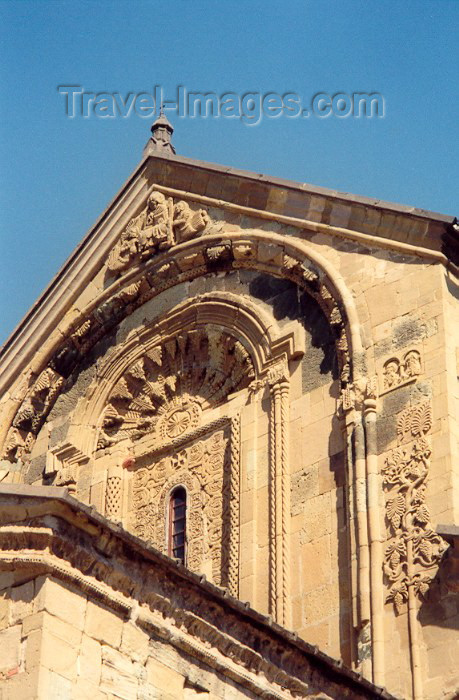 georgia13: Georgia - Mtskheta, Mtskheta-Mtianeti region: Svetitskhoveli cathedral - Unesco world heritage site - the Living Pillar Cathedral - seat of the archbishop of Mtskheta and Tbilisi, Catholicos-Patriarch of All Georgia - photo by M.Torres - (c) Travel-Images.com - Stock Photography agency - Image Bank