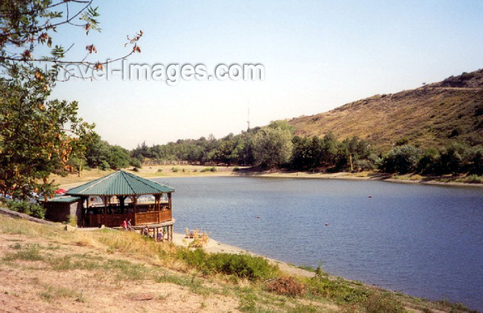 georgia3: Georgia - Tbilisi / Tblissi / TBS: the turtles' lake - Transcaucasia (photo by M.Torres) - (c) Travel-Images.com - Stock Photography agency - Image Bank