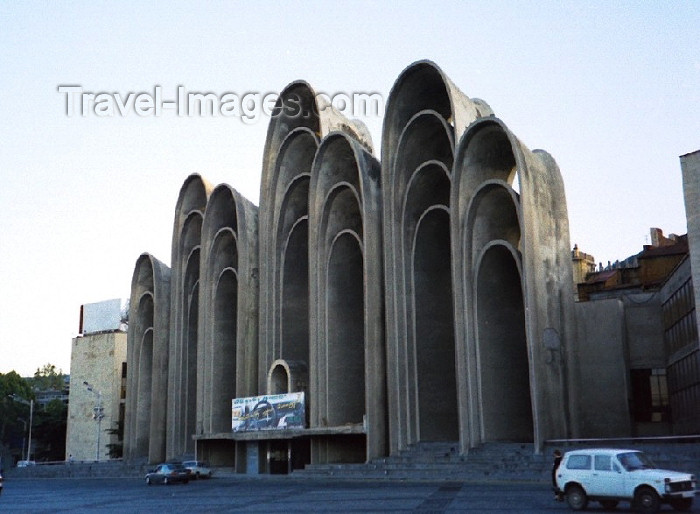 georgia40: Georgia - Tbilisi / Tblissi / TBS: Yuri Vladimirovich Andropov's ears (KGB chairman, communist party general secretary) - Spatial arcade by the tribunes - by architects O. Kalandarishvili anf G. Potskhishvili - photo by M.Torres - (c) Travel-Images.com - Stock Photography agency - Image Bank