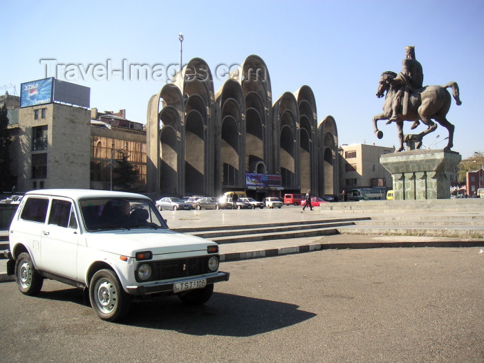 georgia70: Georgia - Tbilisi / Tblissi / TBS: Lada Niva on Celebrations Square - photo by A.Kilroy - (c) Travel-Images.com - Stock Photography agency - Image Bank