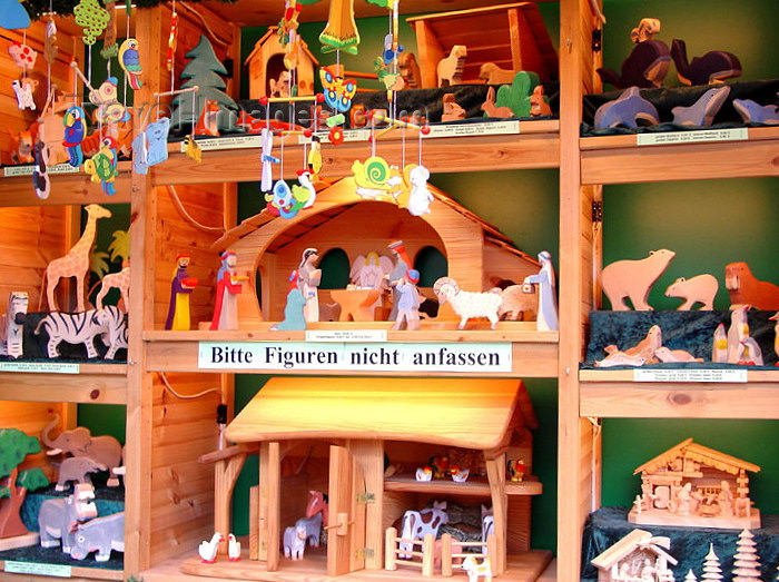 germany155: Germany / Deutschland -  Leipzig (Saxony / Sachsen): Christkindlmarkt - Leipziger Christmas Market (photo by G.Frysinger) - (c) Travel-Images.com - Stock Photography agency - Image Bank