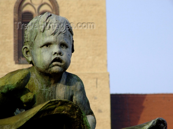 germany230: Berlin, Germany / Deutschland: Neptunbrunnen - Neptune fountain - detail  - photo by M.Bergsma - (c) Travel-Images.com - Stock Photography agency - Image Bank