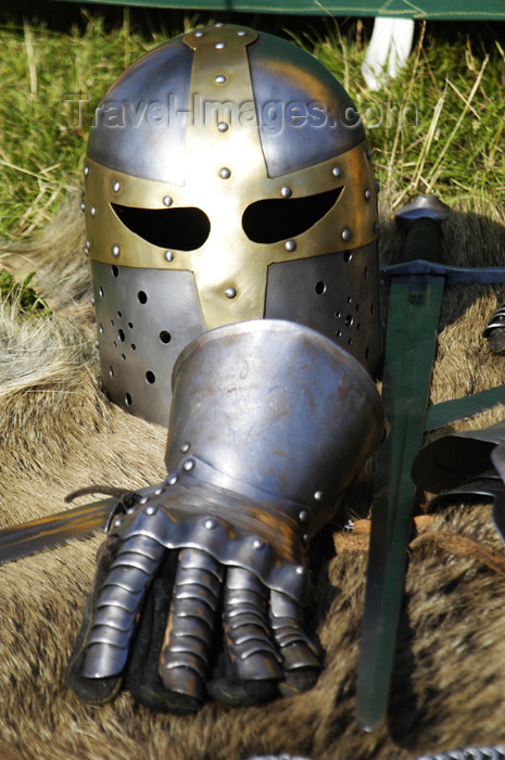 germany283: Germany - Berlin: armour of an hobby knight - photo by W.Schmidt - (c) Travel-Images.com - Stock Photography agency - Image Bank