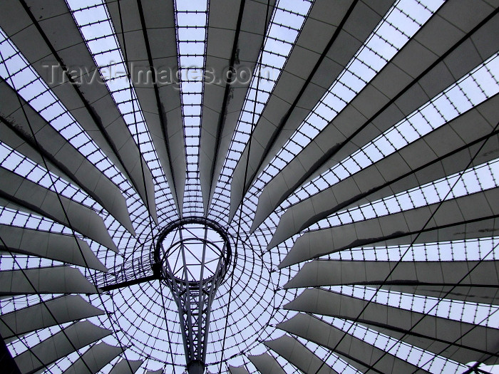 germany97: Germany / Deutschland - Berlin: Sony Center - Potsdamer Platz - architect: Helmut Jahn - photo by M.Bergsma - (c) Travel-Images.com - Stock Photography agency - Image Bank